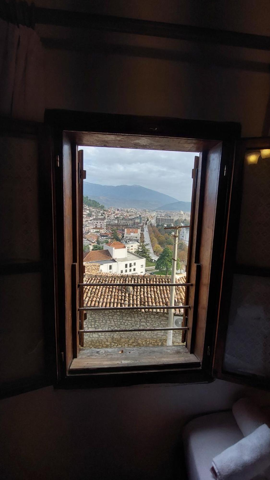 Old Town Hava Baci Hotell Berat Eksteriør bilde