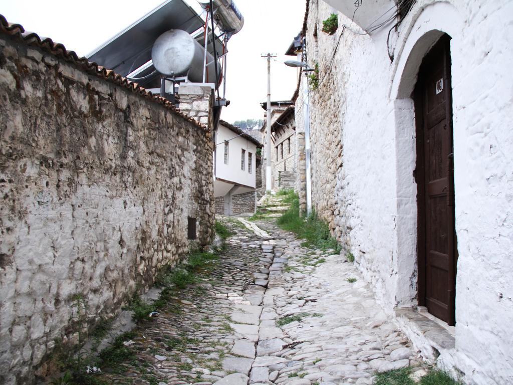 Old Town Hava Baci Hotell Berat Eksteriør bilde